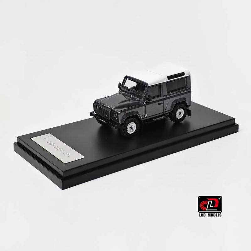 LCD 1:64 Land Rover Defender 90 V8 Diecast Model – YX car model