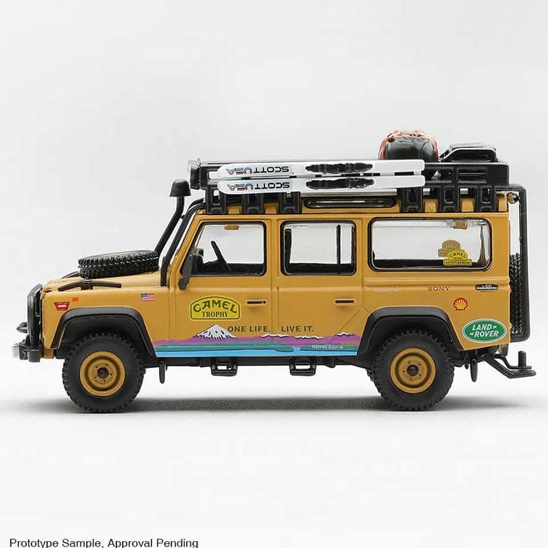 MINI GT 1:64 Land Rover Defender 110 Camel Trophy #1309 Diecast Model