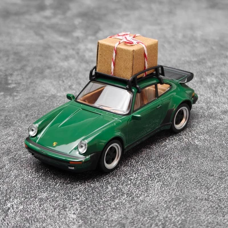 Norev 1:43 Porsche 911 Turbo / Volkswagen Beetle / Renault--Christmas Edition Diecast Model Collection – 