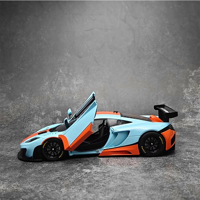 AUTOart 1:18 McLaren MP4-12C GT3 Diecast Model