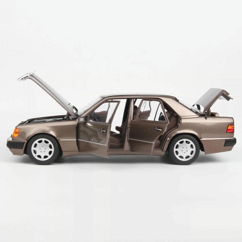 NOREV 1:18 Mercedes-Benz 500 E W124 (1990) Fully Opening Diecast Model Car