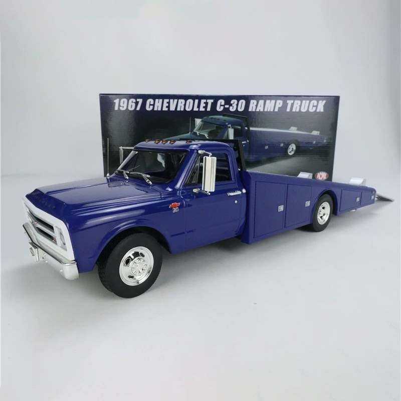 ACME 1:18 1967 Chevrolet C-30 Ramp Truck Diecast Model