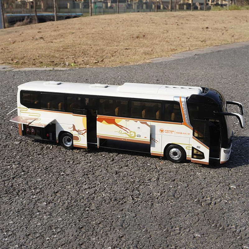 Official Foton AUV BJ6122 1:36 Luxury Coach Bus Diecast Model