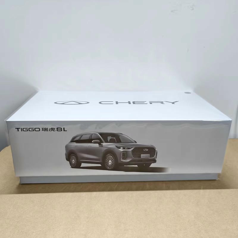 1:18 Chery Tiggo 8L SUV Diecast Model