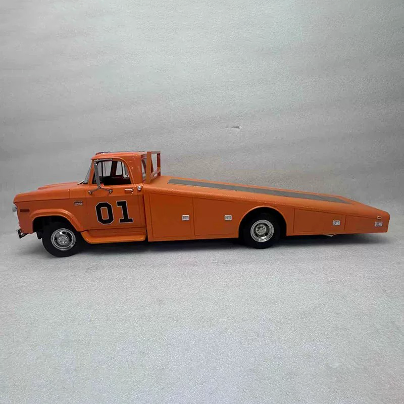 ACME 1:18 1970 Dodge D-300 Ramp Truck Diecast Model