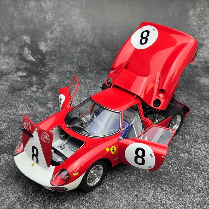 CMC 1:18 Ferrari 250 LM Diecast Model- #8