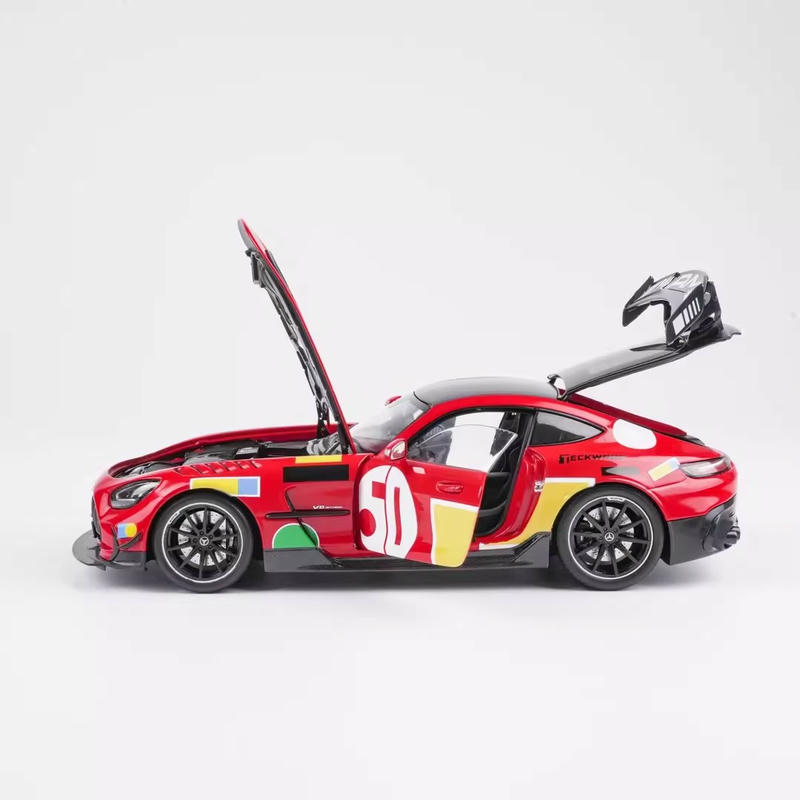 MINICHAMPS 1:18 Mercedes-Benz AMG GT Black Series Alloy Diecast Model