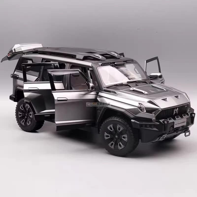 Original 1:18 Dongfeng M-Hero 917 Electric Off-Road SUV Alloy Diecast Model