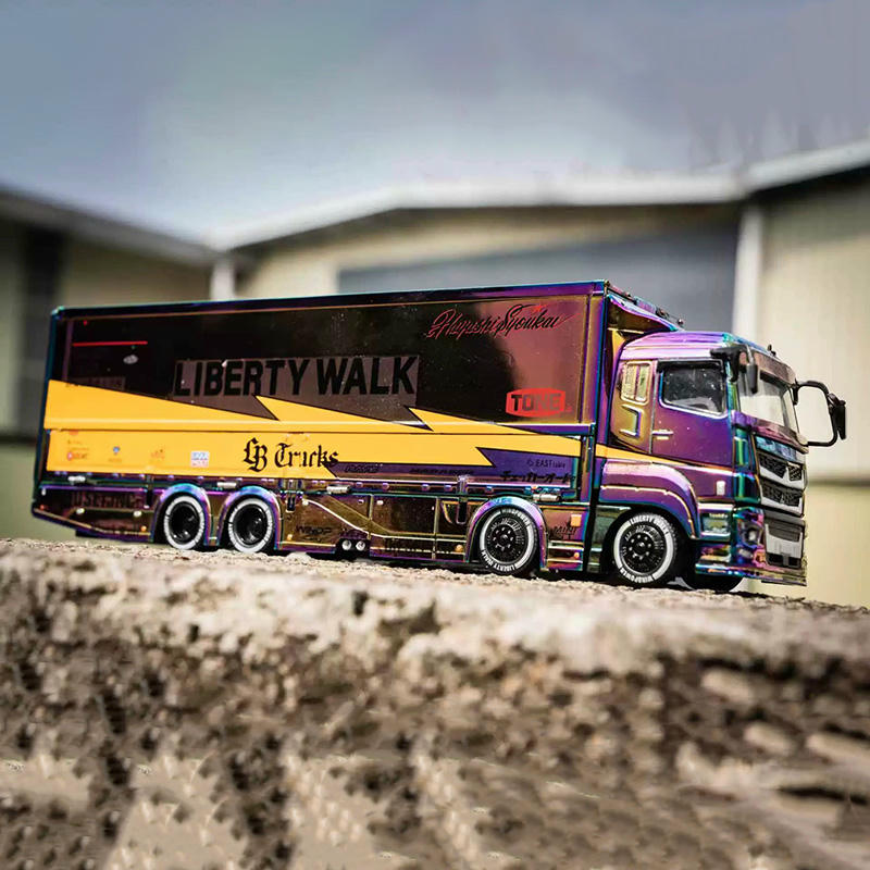 GCD 1:64 Mitsubishi Fuso Super Great LB‑TRUCKS Diecast Model