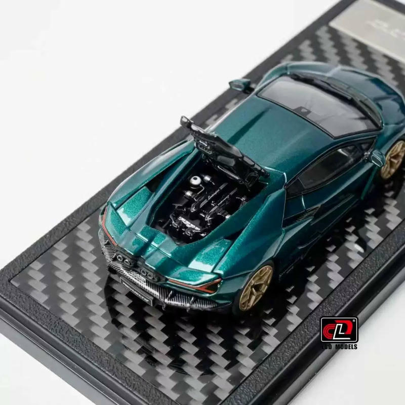 LCD 1:64 Lamborghini Revuelto Diecast Model