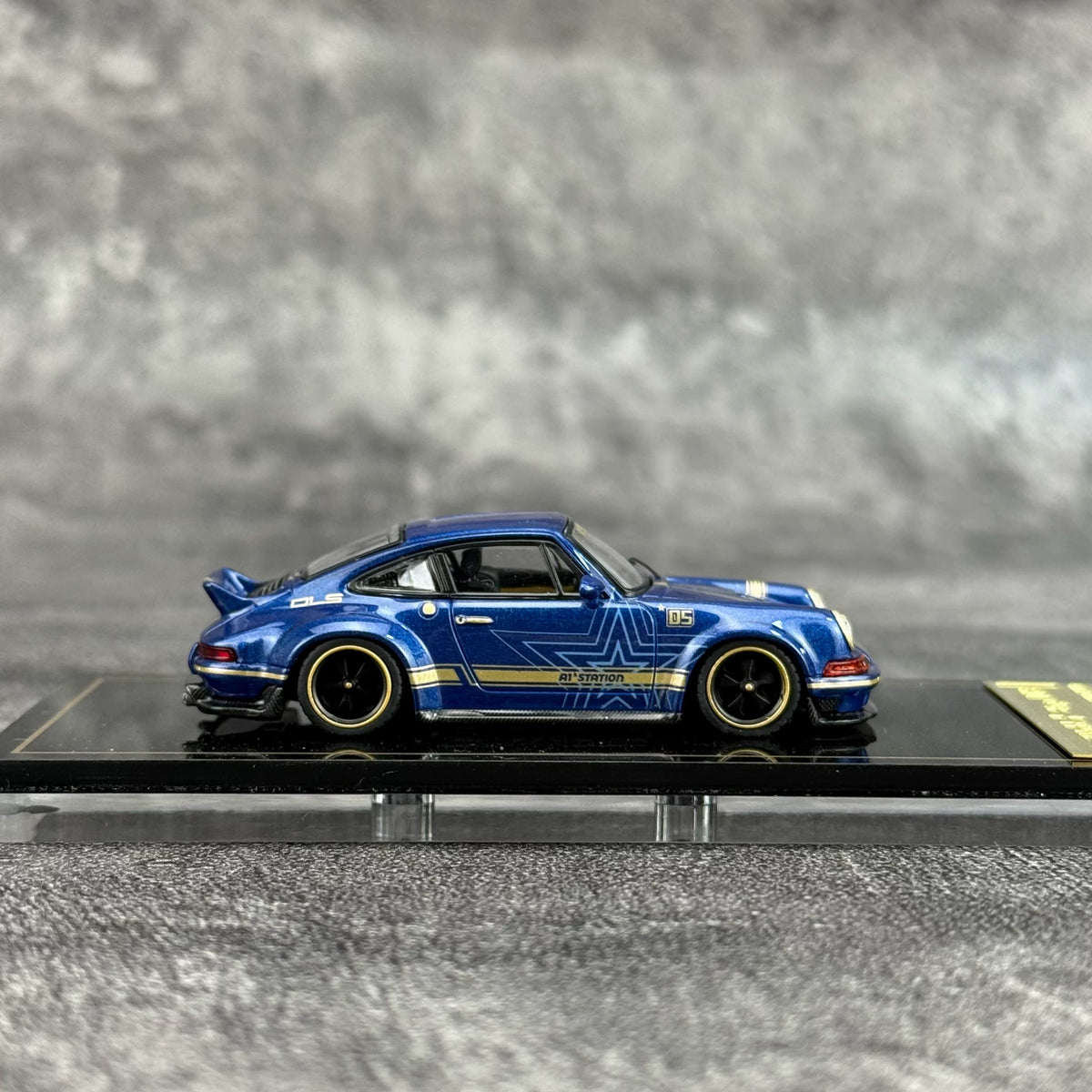 ZINCIT Model 1:64 Porsche 911 Singer DLS Starlight Blue Diecast Model Car – Premium Sports Car Collectible
