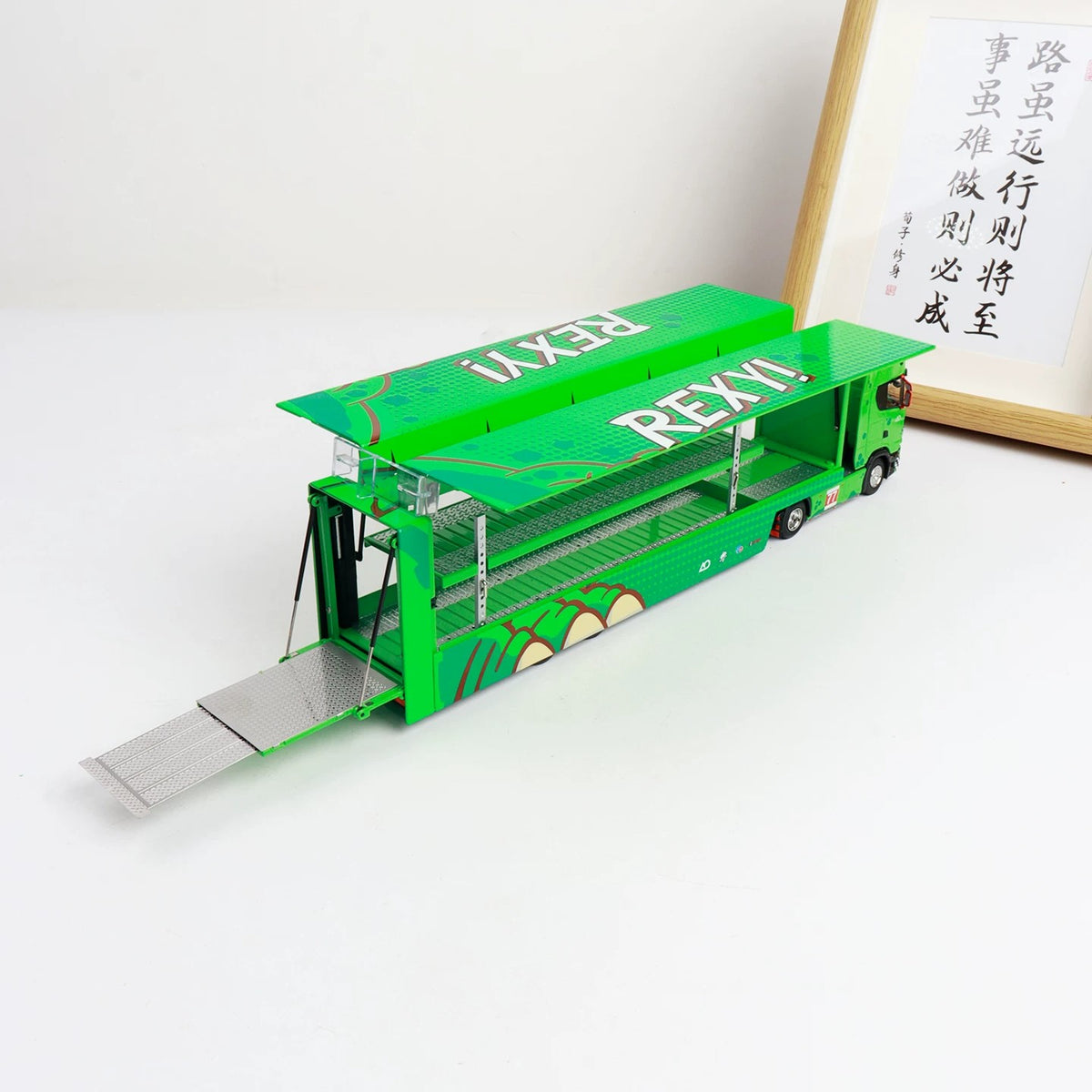 MAXWELL Scania S730 Wing-Opening Trailer 1:64 Diecast Model Truck