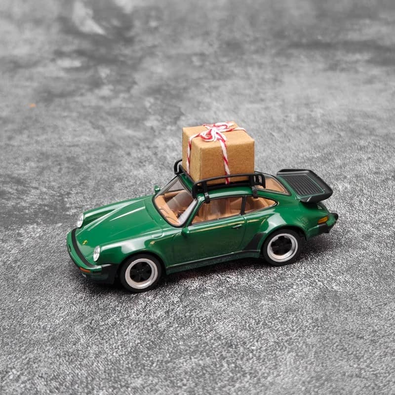 Norev 1:43 Porsche 911 Turbo / Volkswagen Beetle / Renault--Christmas Edition Diecast Model Collection – 
