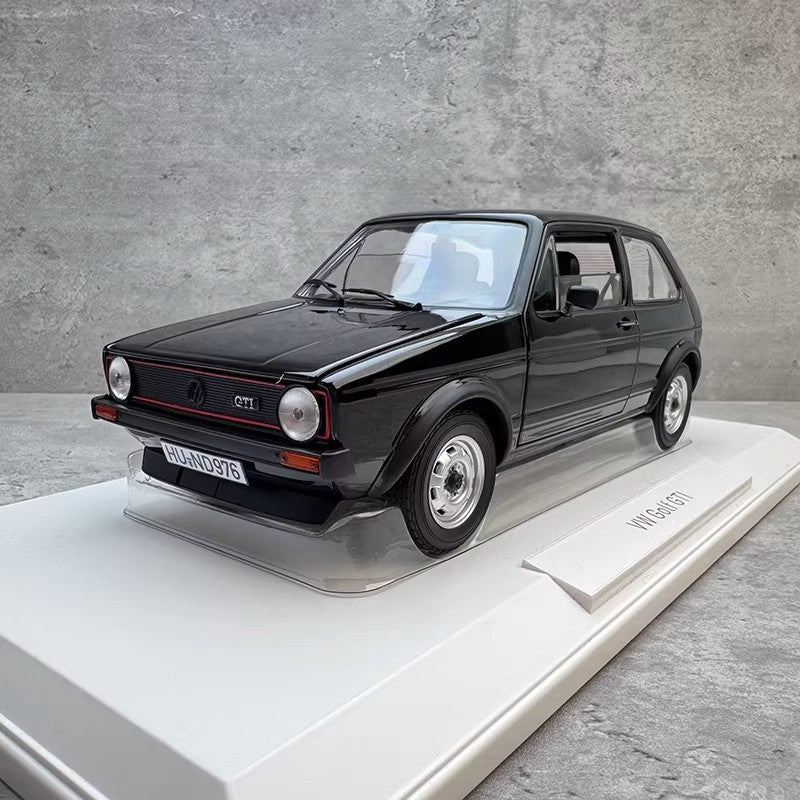 Norev 1:18 Volkswagen Golf GTI 1976 Diecast Model