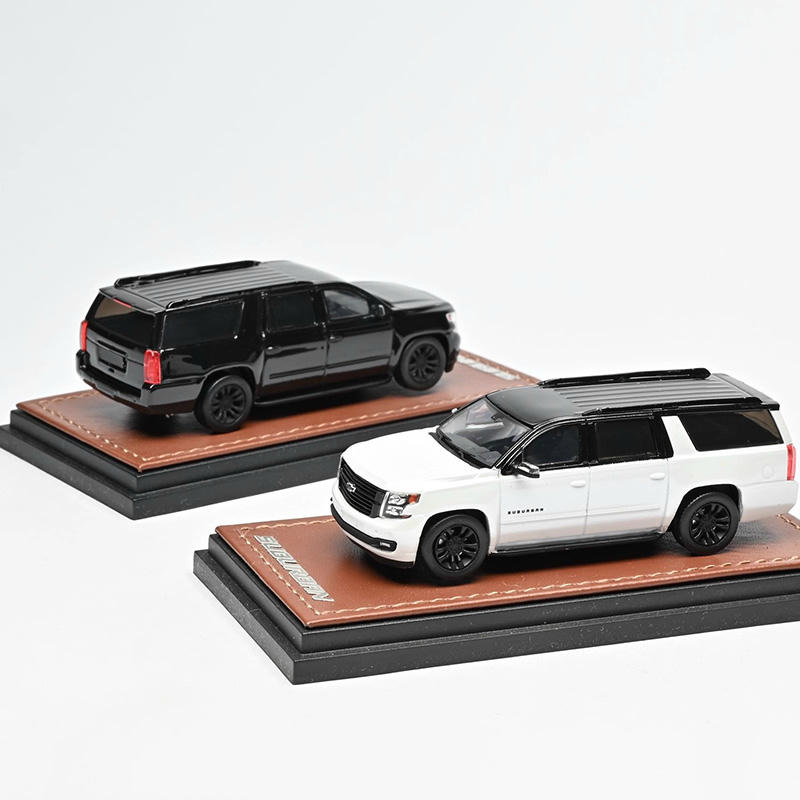 GOC 1:64 Chevrolet Suburban SUV 2015 Diecast Car Model – YX car model
