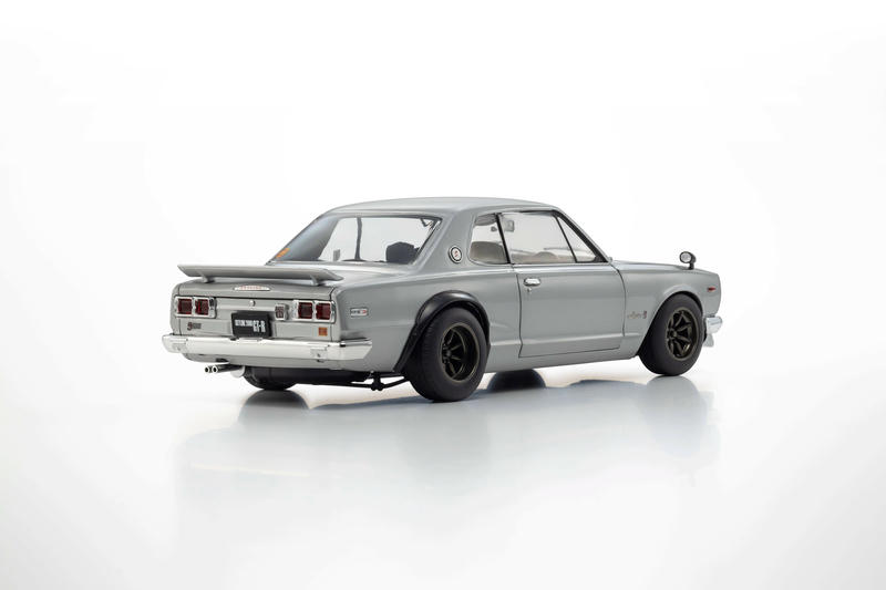 Kyosho Nissan Skyline 2000 GT-R (KPGC10) 1:18 Diecast Model Car