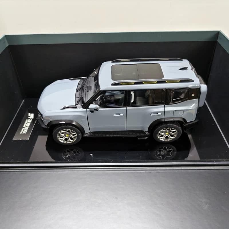 Official JETOUR T1 / T2 1:18 Diecast Model Car – Chery JETOUR Off-Road SUV Collectible