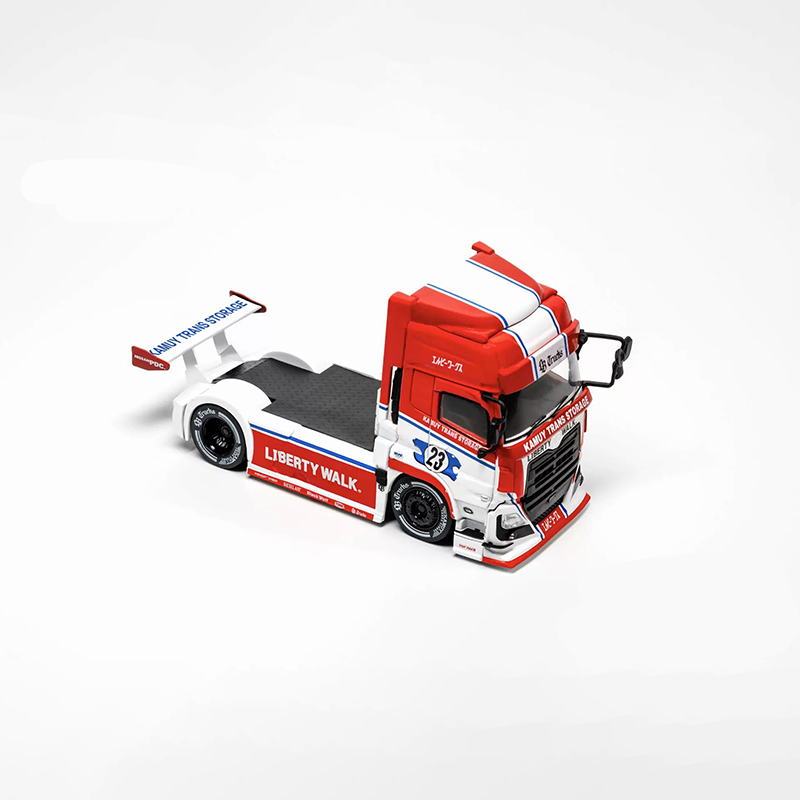 GCD 1:64 Mitsubishi Truck LBWK x UD Licensed Diecast Model