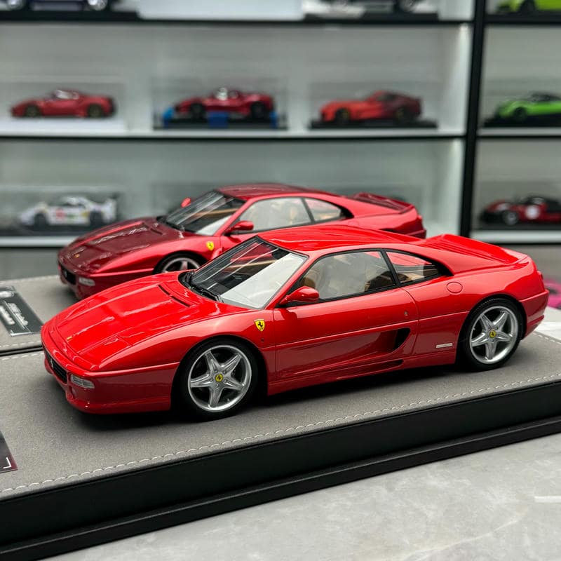 V8 Model 1:18 Ferrari F355 Resin Model Car