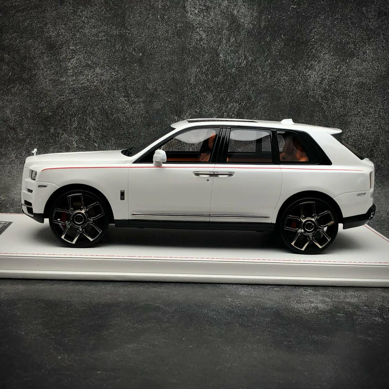 SC Model 1:18 Mansory Rolls-Royce Cullinan Resin Model