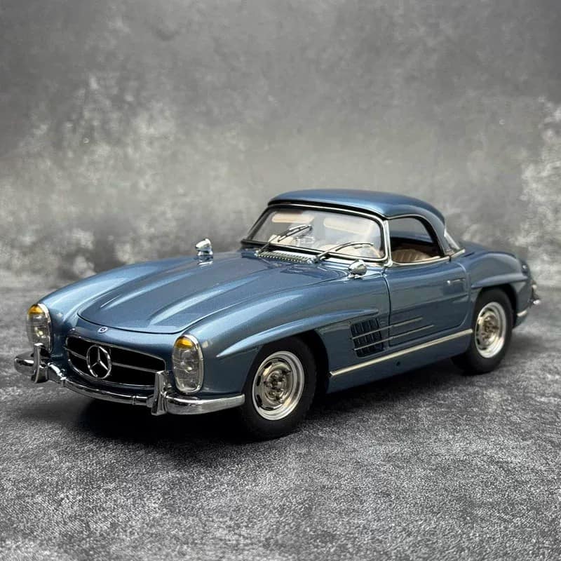 CMC 1:18 Mercedes-Benz 300SL W198 Diecast Model