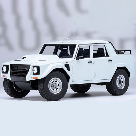 AUTOart 1:18 Lamborghini LM002 Diecast Mode