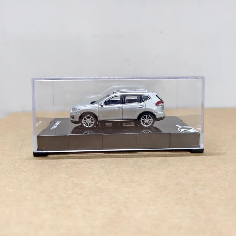 Original Nissan X-Trail 1:64 Diecast Model Car – YX car model