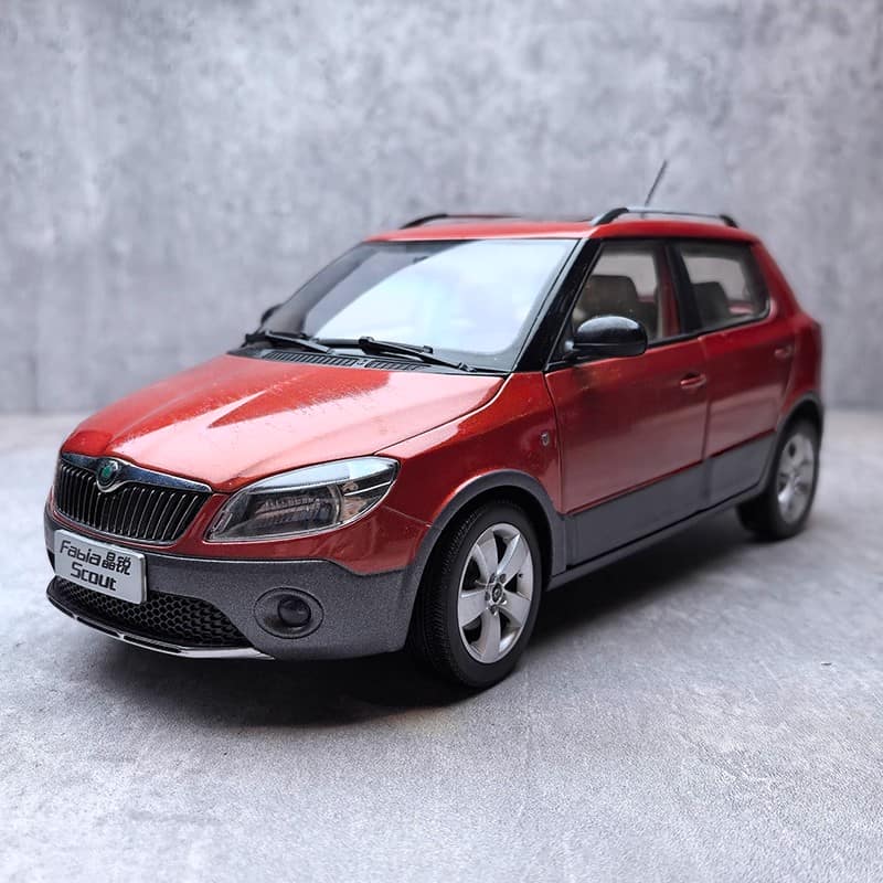 Original 1:18 Shanghai Volkswagen Skoda New Fabia Diecast Model Car