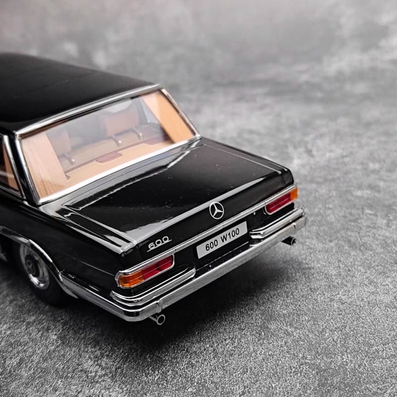 KK Scale Mercedes-Benz 600 Pullman W100 1:18 Diecast Model Car