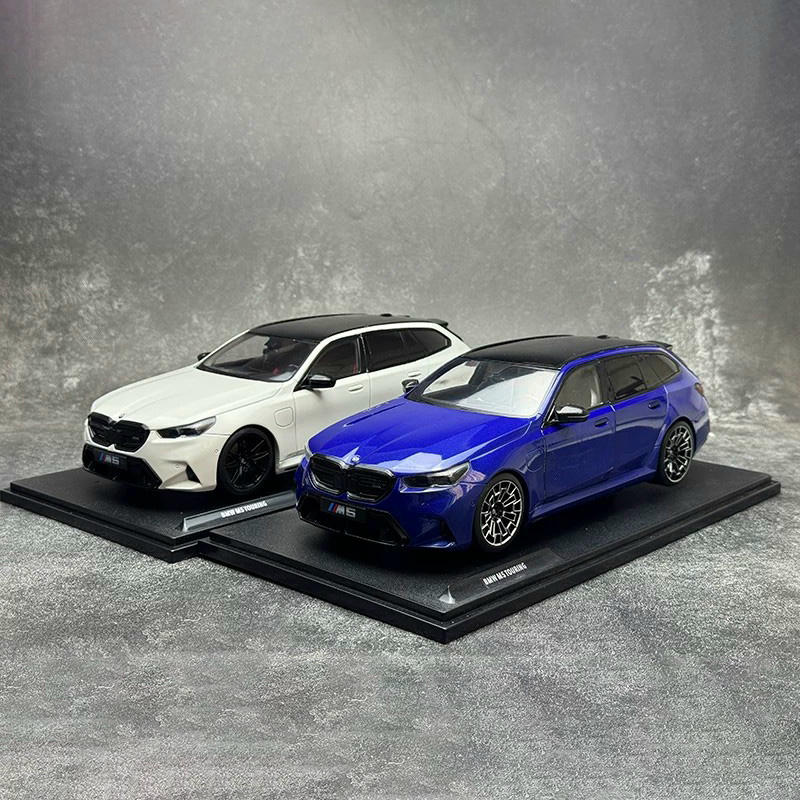 SOLIDO 1:18 BMW M5 Touring Diecast Model Car