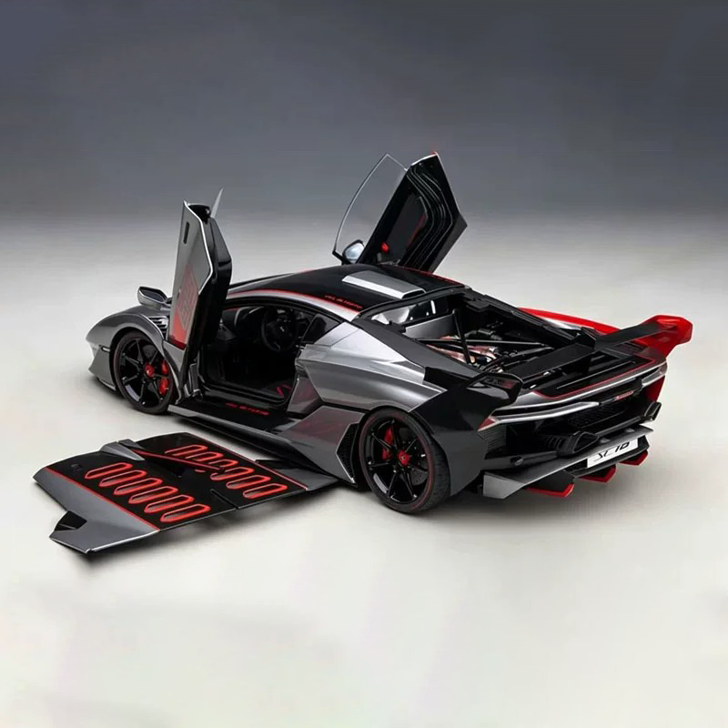 AUTOart 1:18 Lamborghini SC18 Alston Diecast Model