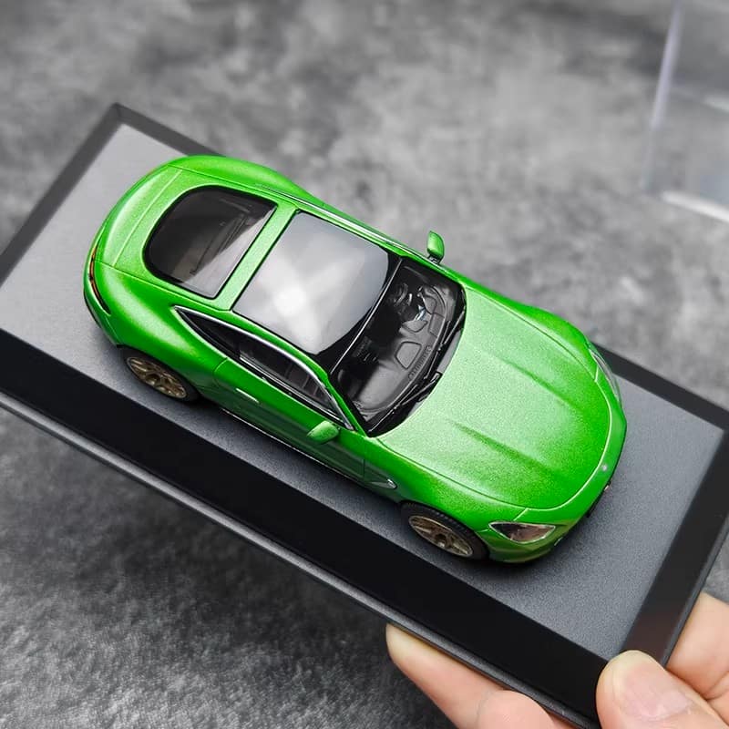 iScale 1:43 Mercedes-AMG GT63 4MATIC 2021 Diecast Model – YX car model