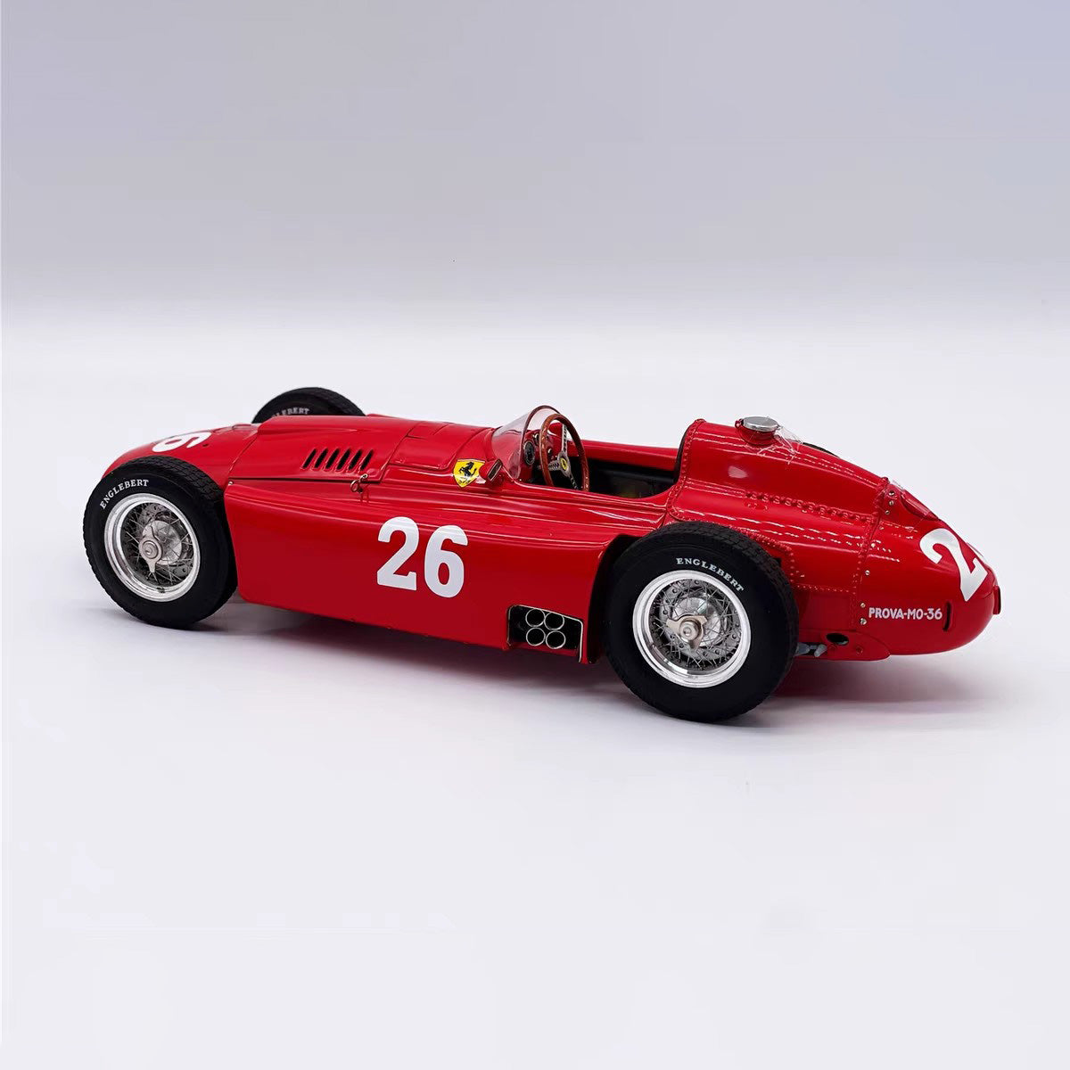 CMC 1:18 Ferrari D50 Diecast Model