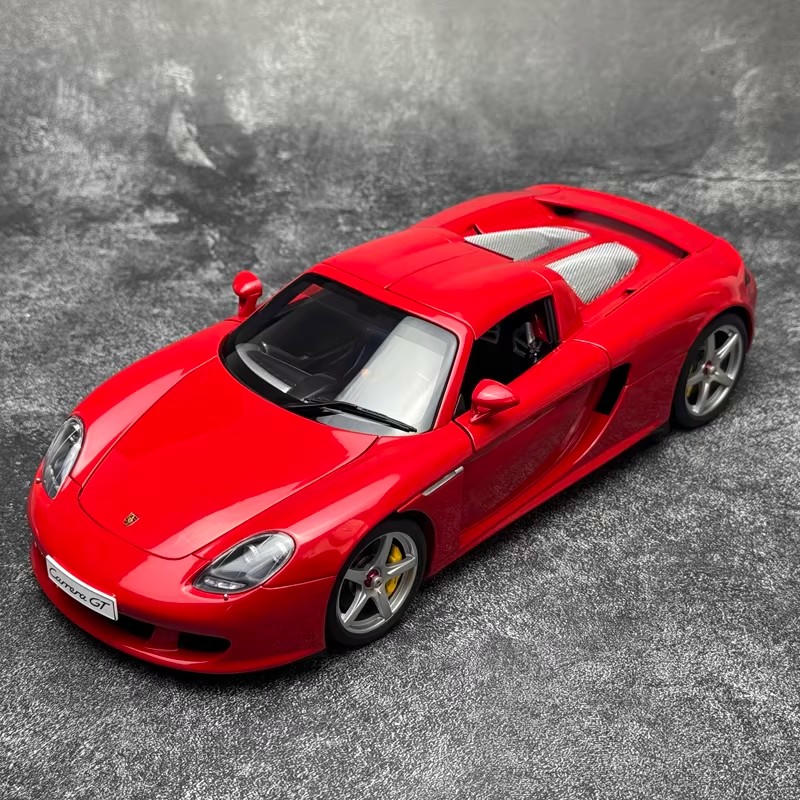 AUTOart 1:18 Porsche Carrera GT Diecast Model – Red – YX car model