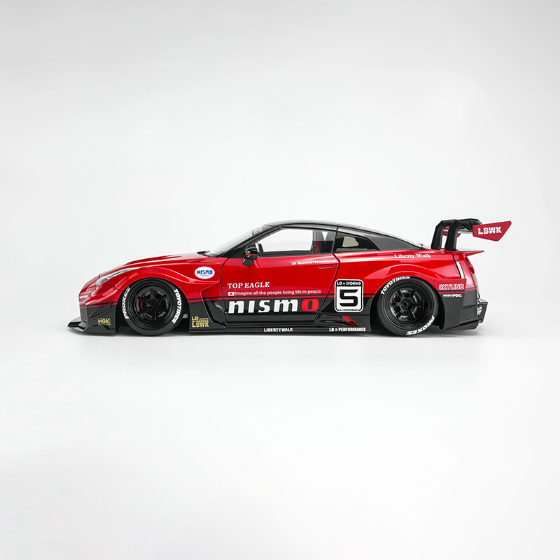 MotorHelix 1:18 Nissan GT-R R35 35GT-RR Widebody Diecast Model Car – Premium JDM