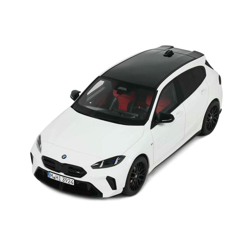 OTTO 1:18 BMW M135 xDrive Resin Model