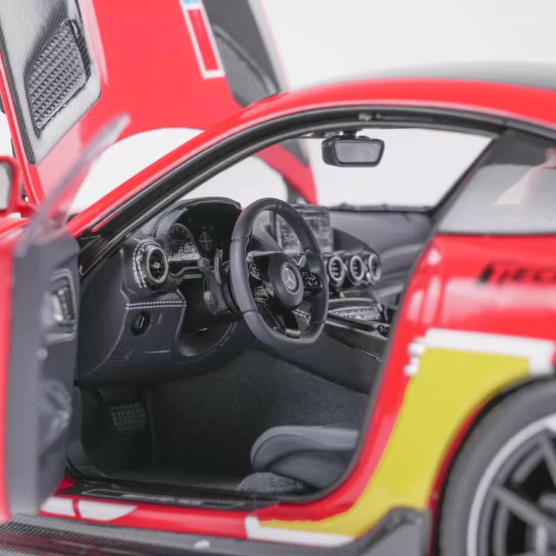 MINICHAMPS 1:18 Mercedes-Benz AMG GT Black Series Alloy Diecast Model