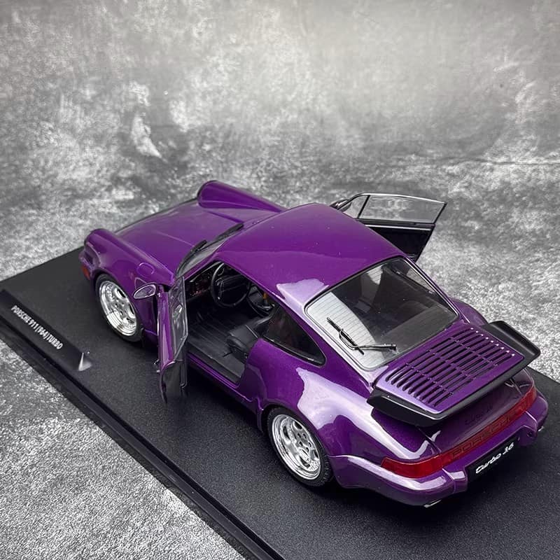 Solido 1:18 Porsche 911 (964) Turbo 1990 Diecast Model-S1803412