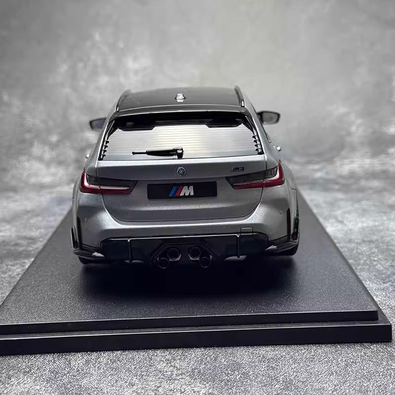 1/18  M3ツーリング G81 マットシルバー ソリド製ダイキャスト製 1/18 BMW M3ツーリング G81 マットシルバー ソリド製ダイキャスト製