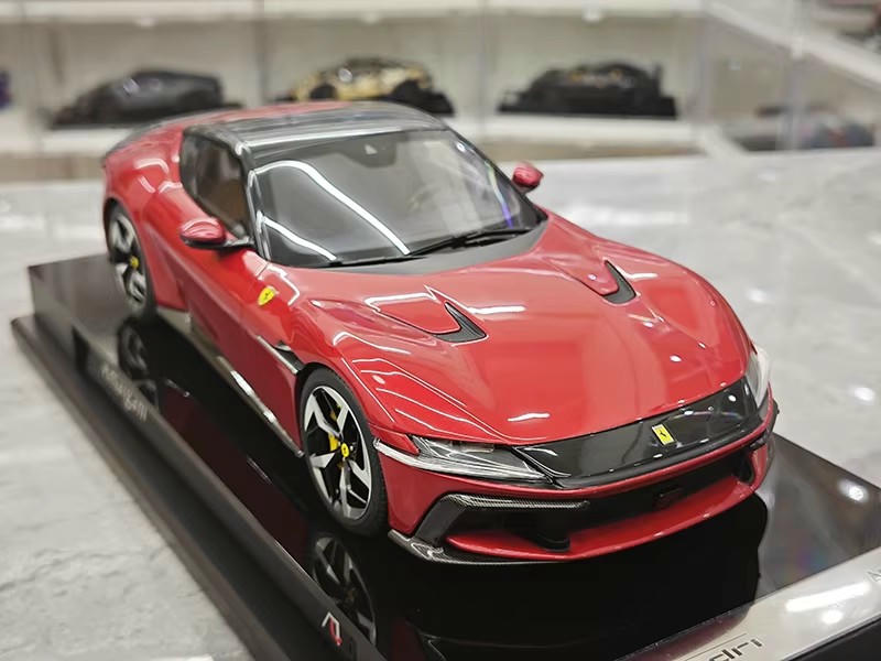 Amalgam 1:18 Ferrari 12Cilindri Coupe Resin Model – Metallic Red