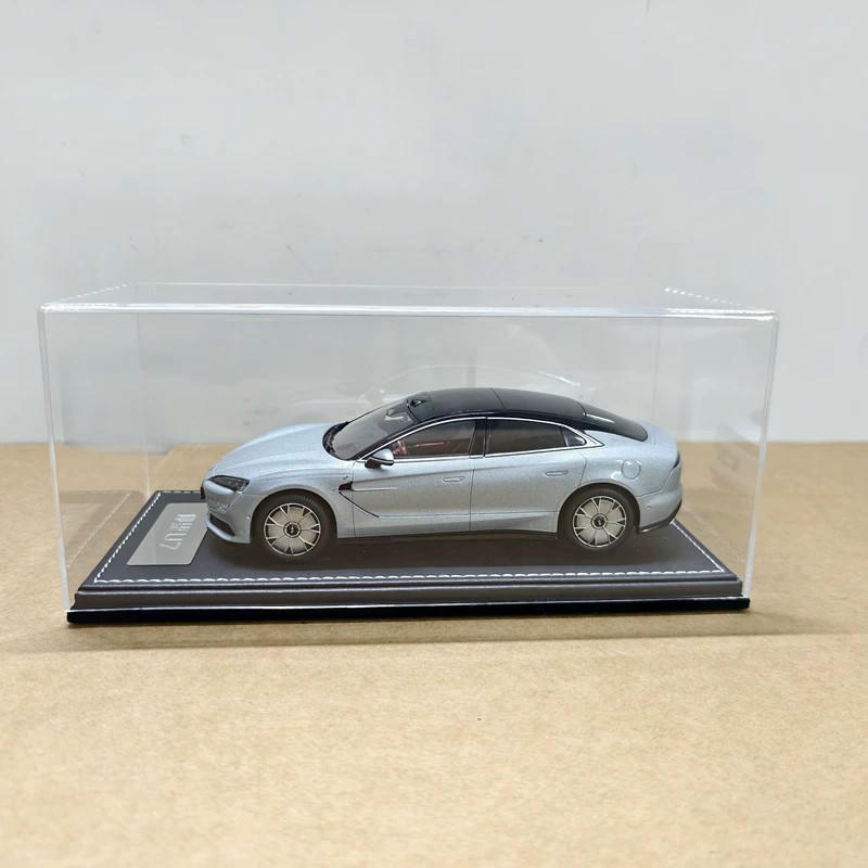 1:32 BYD U7 Alloy Model Car with Display Case