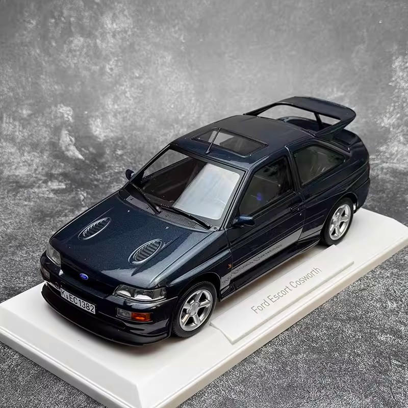 Norev 1:18 Ford Escort RS Cosworth 1992 Diecast Model Car