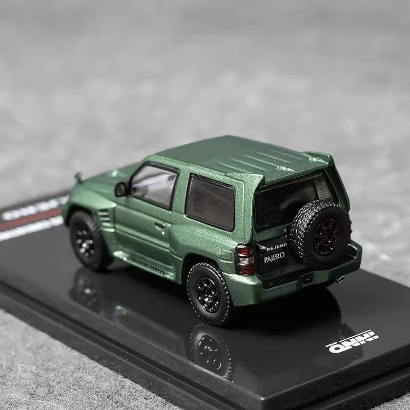 INNO 1:64 Mitsubishi Pajero Evo RALLIART Diecast Car