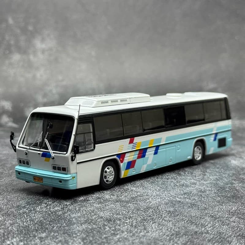 Cheying Shiguang 1:64 Guilin Daewoo BH115H Luxury Coach Bus Diecast Model