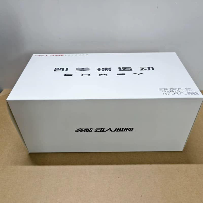 oem Licensed Toyota Camry (XV70) Hybrid Sport 2018–2021 1:18 Diecast Model
