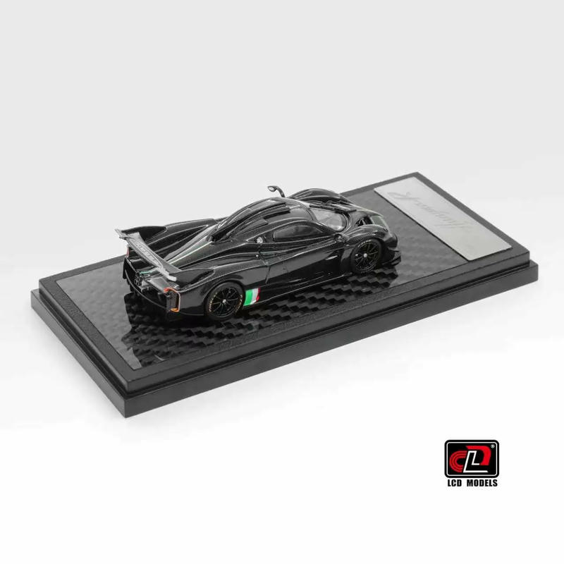 LCD 1:64 Pagani Huayra R – Black Carbon – YX car model