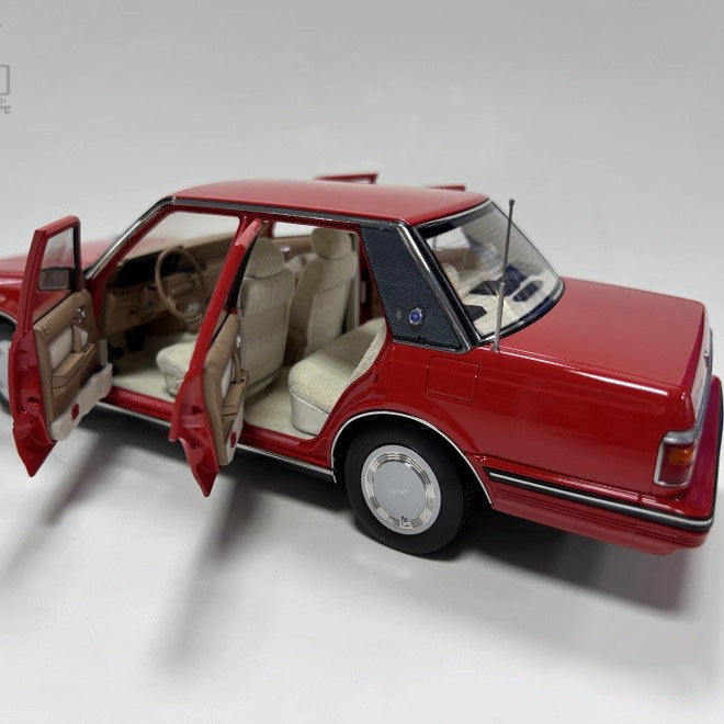 Xiaoguang 1:18 Toyota Crown MS122 Diecast Car-Red – YX car model