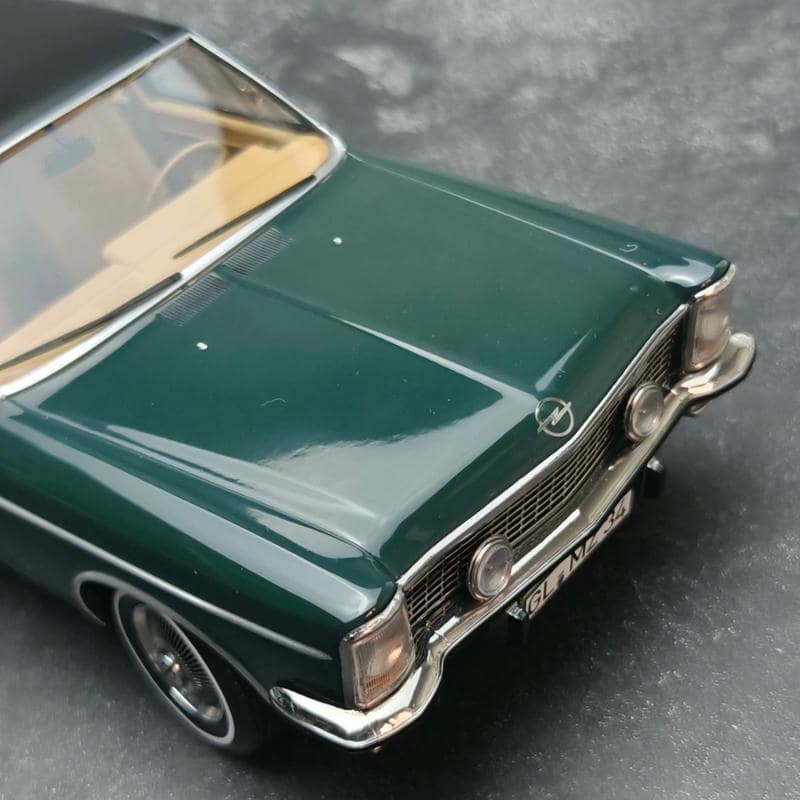 NOREV 1:18 Opel Diplomat V8 1969 Diecast Model Car – Classic German Luxury Sedan Collectible