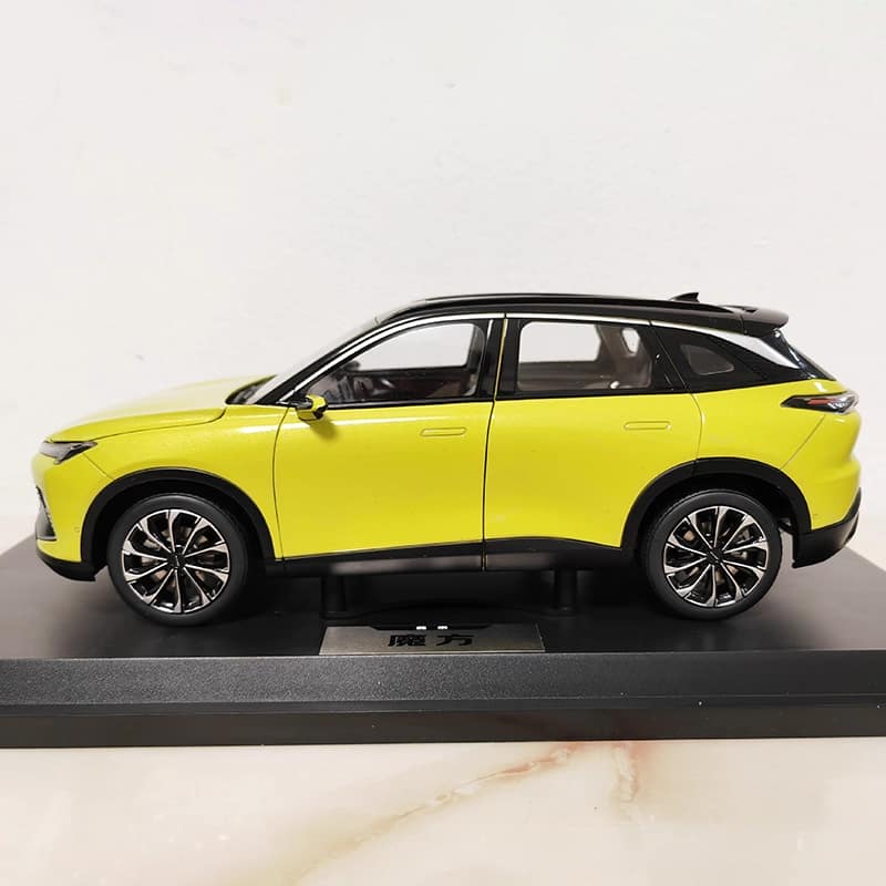 Original Factory 1:18 Beijing Magic Cube Alloy Diecast Model Car