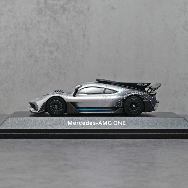 iScale 1:43 Mercedes-AMG ONE Star Livery Diecast Model – YX car model